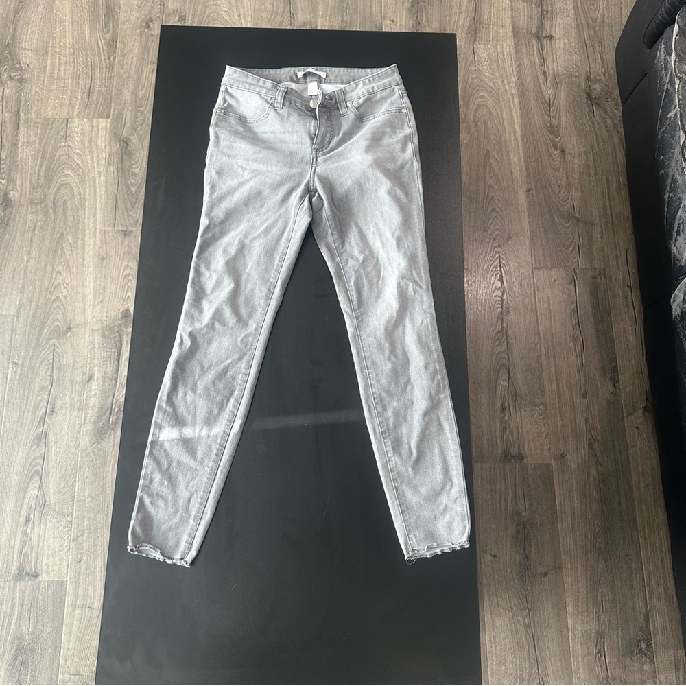🍍3 for $30 | Lauren Conrad Super Skinny Gray Jeans Raw Hem Size 6